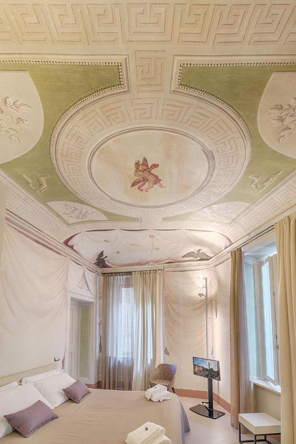 Residenza D'Epoca Le Aquile Bed and Breakfast Siena Eksteriør billede