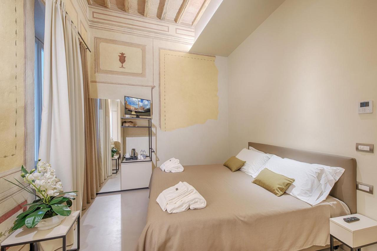 Residenza D'Epoca Le Aquile Bed and Breakfast Siena Eksteriør billede