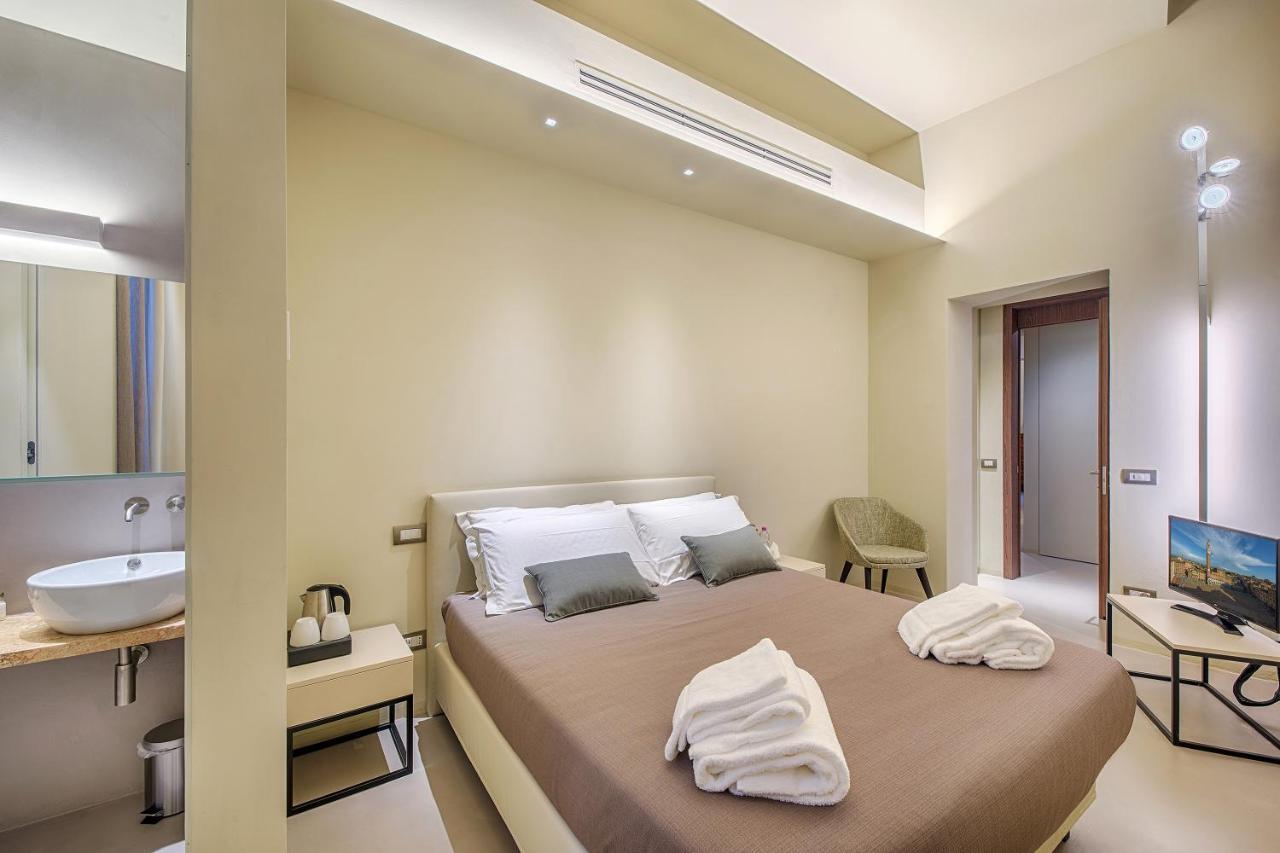 Residenza D'Epoca Le Aquile Bed and Breakfast Siena Eksteriør billede