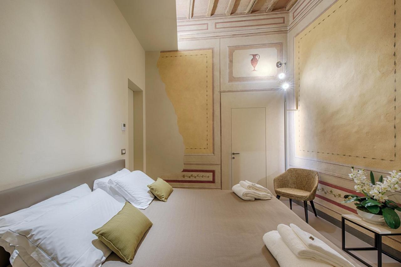 Residenza D'Epoca Le Aquile Bed and Breakfast Siena Eksteriør billede